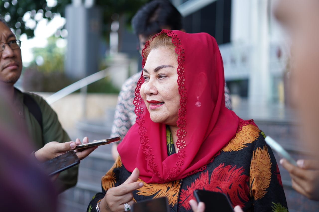 Mbak Ita Minta Orang Tua Rutin Periksa Handphone Anak, Hindari Hal Negatif