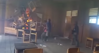 Viral VIDEO 3 OPM Bakar Gedung Sekolah di Papua Okbab, Ini Alasannya