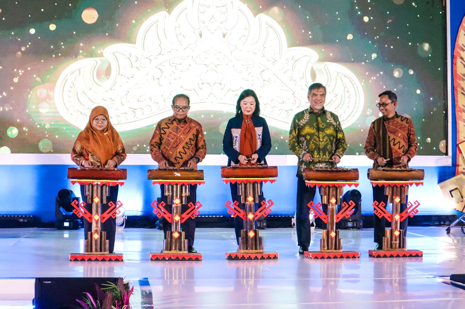 Pj. Gubernur Samsudin Harapkan Pelaku UMKM Lakukan Hilirisasi Produk Untuk Tingkatkan Daya Saing dan Nilai Tambah