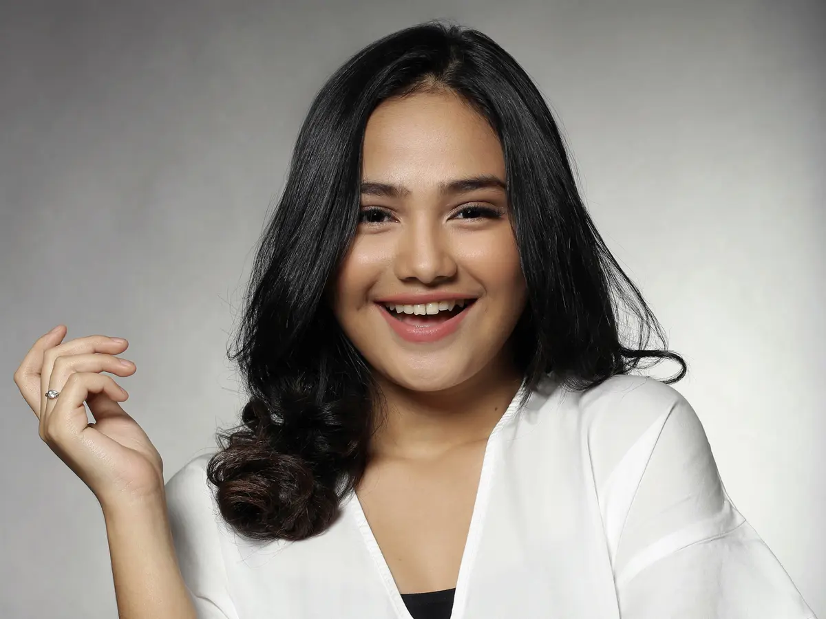 Sosok Syifa Hadju yang Hadir Bareng El Rumi di Pernikahan Thariq