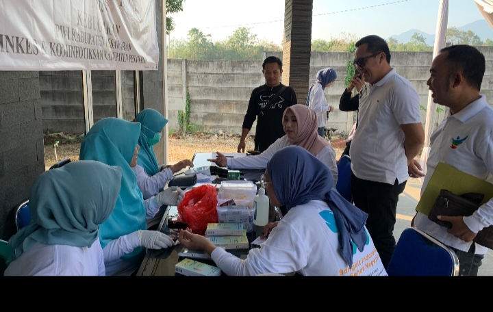 Jalan Sehat, PWI Pesawaran Gandeng Dinkes dan Diskominfotiksan