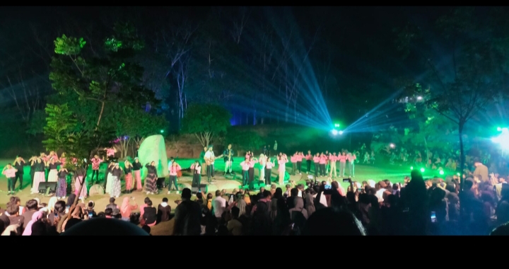 Ribuan Warga Tubaba Tumplak pada Malam Puncak TAF di Uluan Nughik 