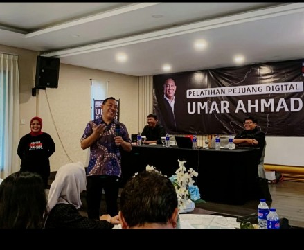 Di Tengah Gempuran Cocoklogi, UA: Tiap Orang Punya Andil Urus Lampung
