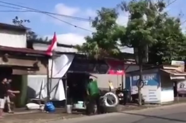 Marah Hasil Cukuran Dikomplain Lantaran Tak Sesuai Model, Pelanggan Diparang Tukang Cukur