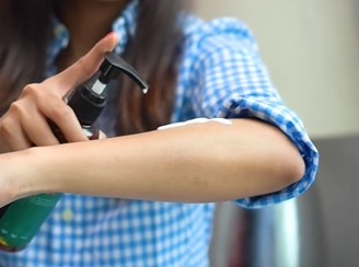 Dengan Kandungan Ektra Botani Penggunaan Losion Lebih Maksimal Diaplikasikan Setelah Mandi