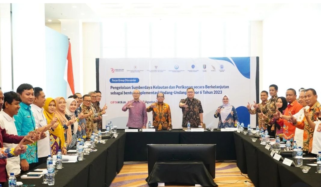 Pj. Gubernur Lampung Tekankan Pentingnya Pengelolaan Kelautan dan Perikanan Berkelanjutan di Provinsi Lampung.