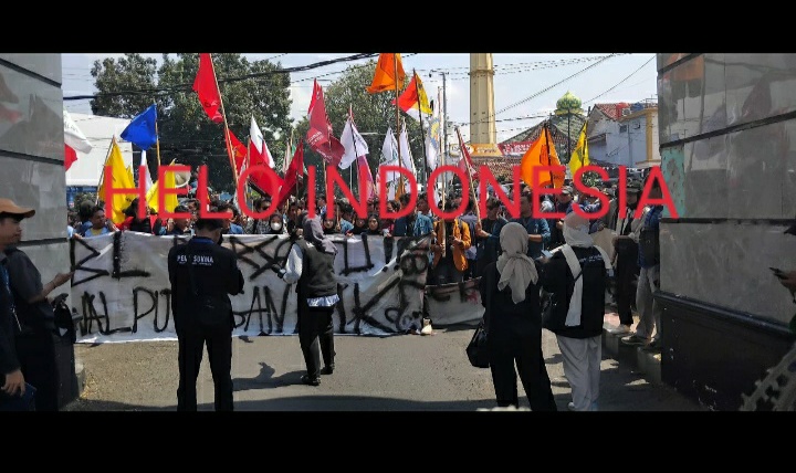 Demo Mahasiswa Isoma Dulu, Aksi Kawal Putusan MA Lanjut Usai Salat Jumat