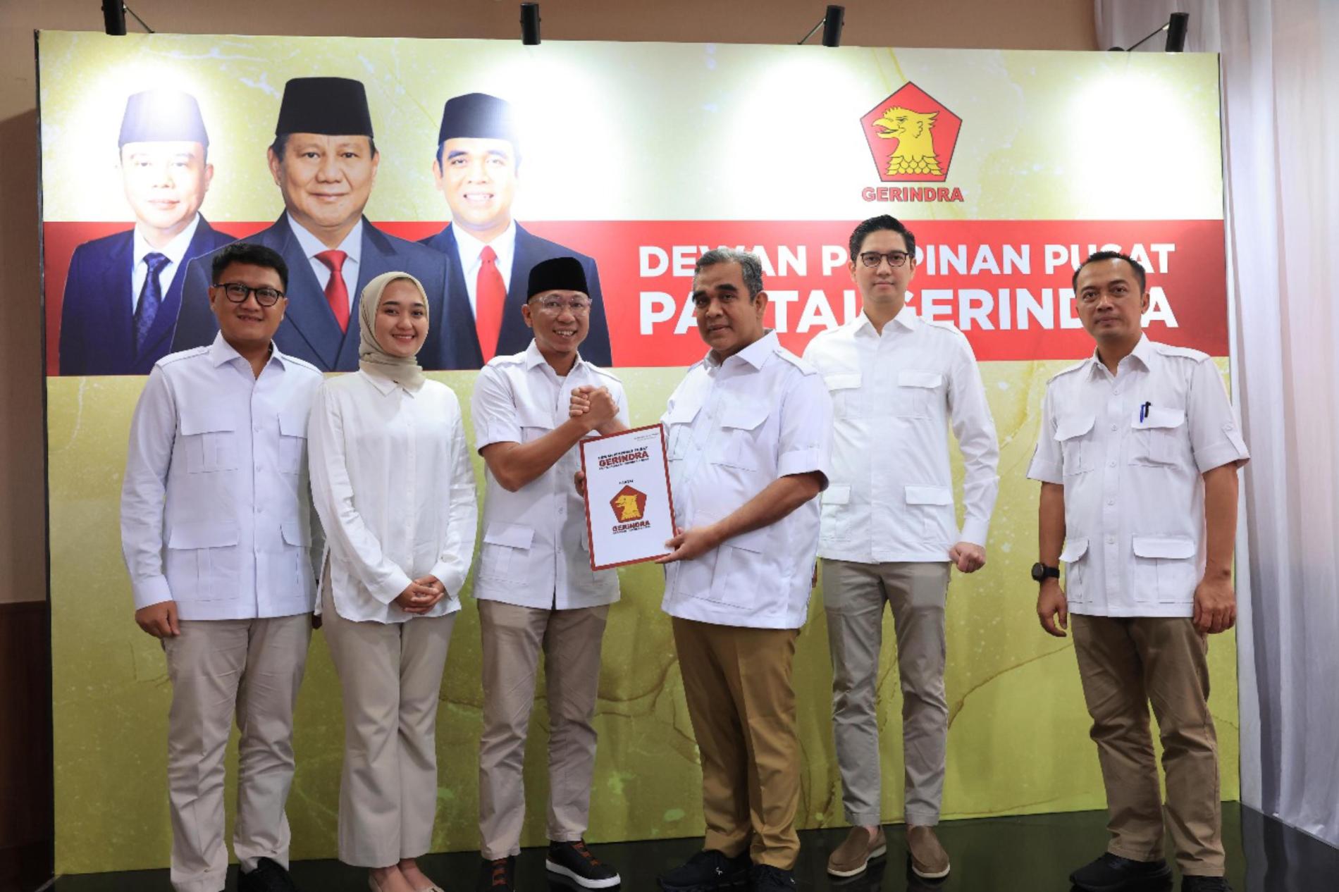Mirza-Jihan Terima B1KWK dari Gerindra
