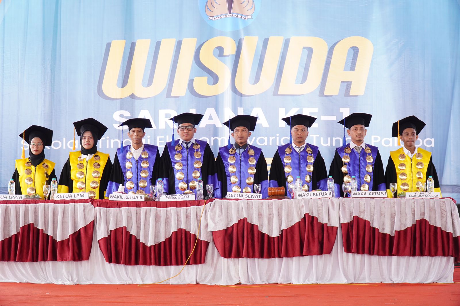 STES Tunas Palapa Menyelenggarakan Wisuda Perdana , Cetak 47 Sarjana