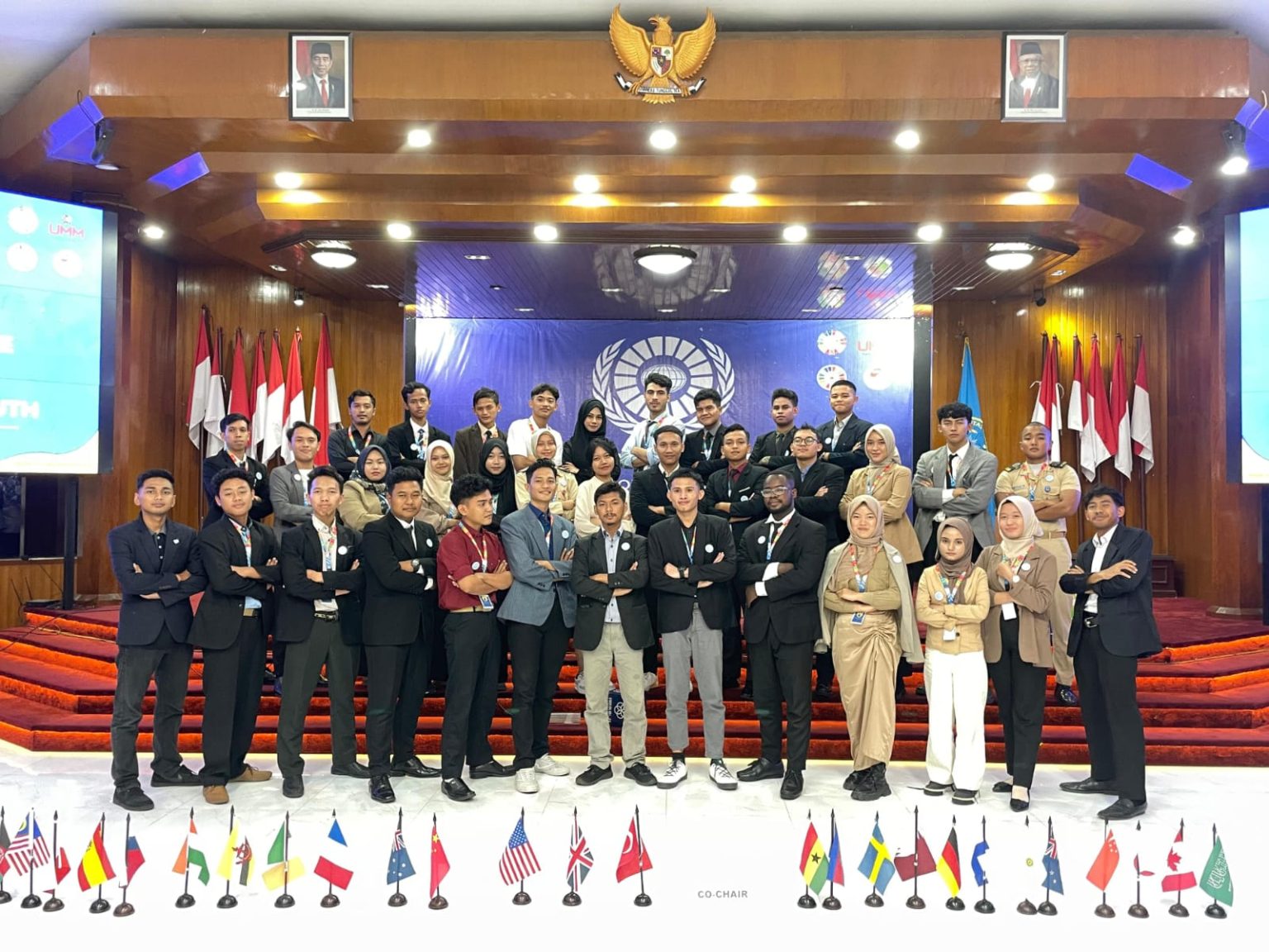 Dua Mahasiswi Duta Kampus SDGs UBL Berpartisipasi dalam Global Model United Nations SDGs Youth Conference 2024