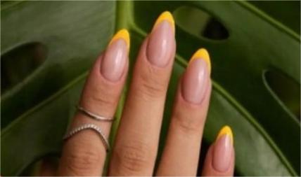 Nail Art Spectrum Color Bar, Tampil Penuh Warna Ceria dan Lebih Moderen