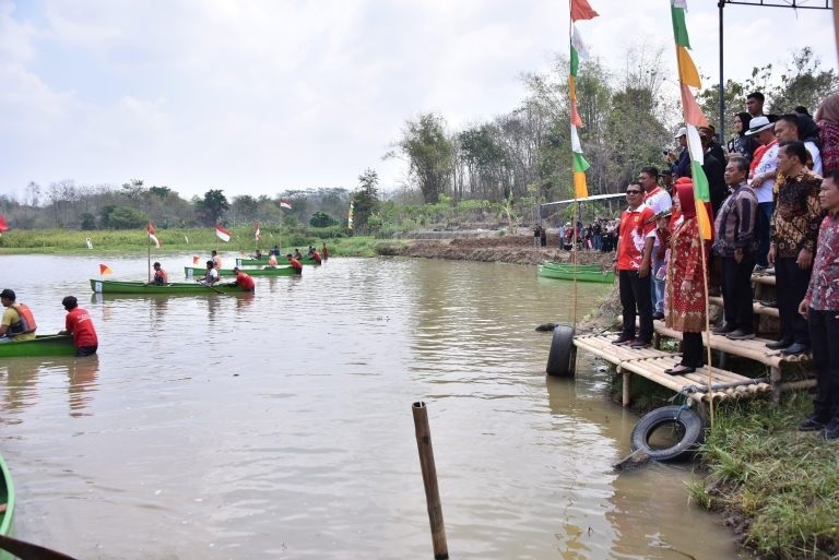 Meriah, Kirab Budaya dan Lomba Perahu Dayung untuk Dukung Desa Wisata Jangglengan