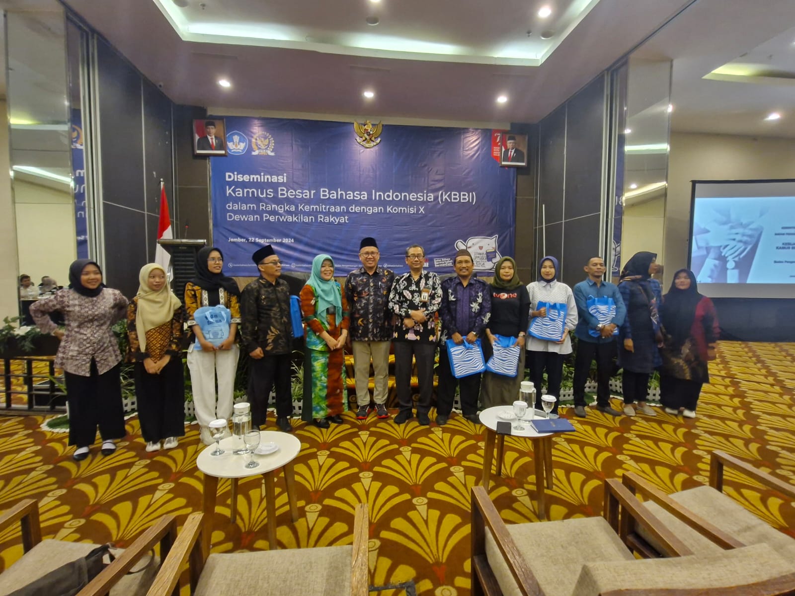 Diseminasi Kamus Besar Bahasa Indonesia dalam Rangka Kemitraan dengan Komisi X DPR RI