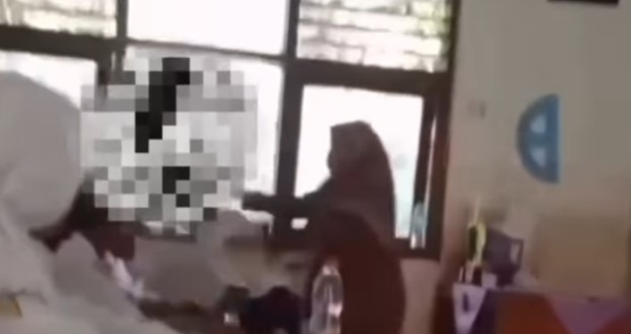 Video Detik-detik Seorang Guru Tampar Siswa SMP Berkali-kali, Ini Alasanya!