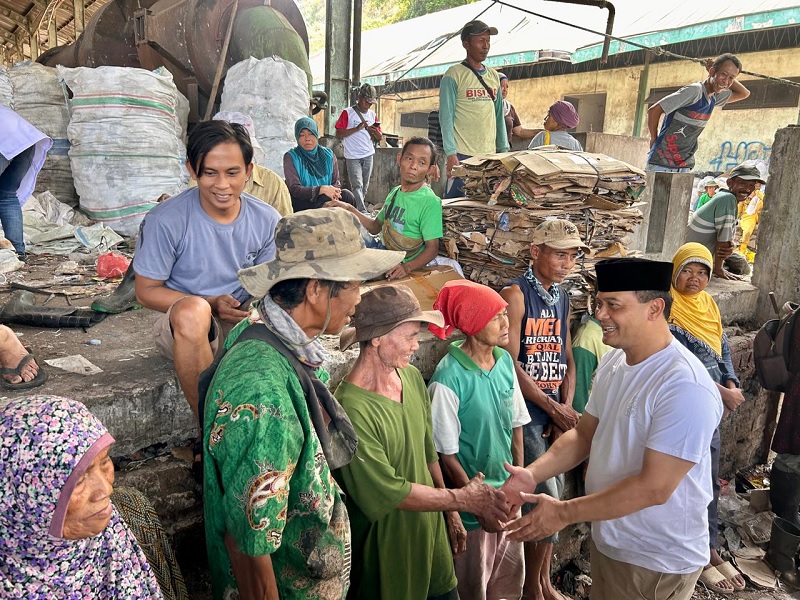 Pemulung TPA Jatibarang Doakan  Luthfi Jadi Gubernur Biar Nasib Mereka Berubah Lebih Baik