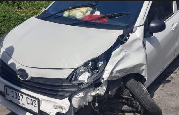 Berbekal Tali dan Pisau, Wanita Membegal Sopir Taksi perempuan di Surabaya