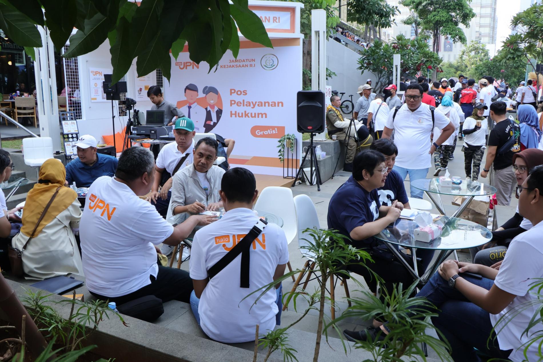 JAM-Datun Sosialisasikan  Pelayanan Hukum Online “Halo JPN” Kenalkan Kontribusi Jaksa Pengacara Negara ke Masyarakat