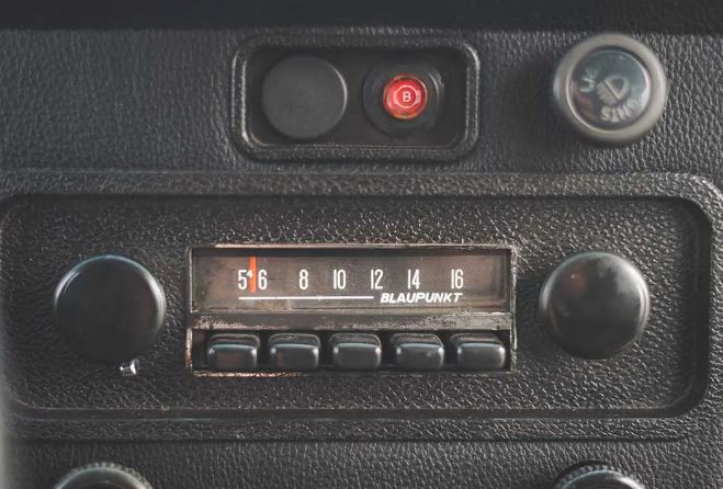 Tiongkok dan AS Wajibkan Mobil Baru Dilengkapi Radio AM, Persiapan Perang?