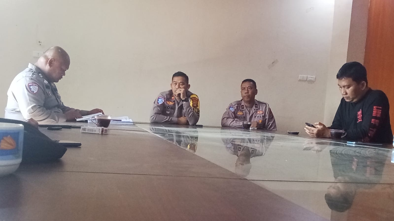 Tersangka Lakalantas Tewas, Polres Lampura Bahas Pasal 77 KUHP