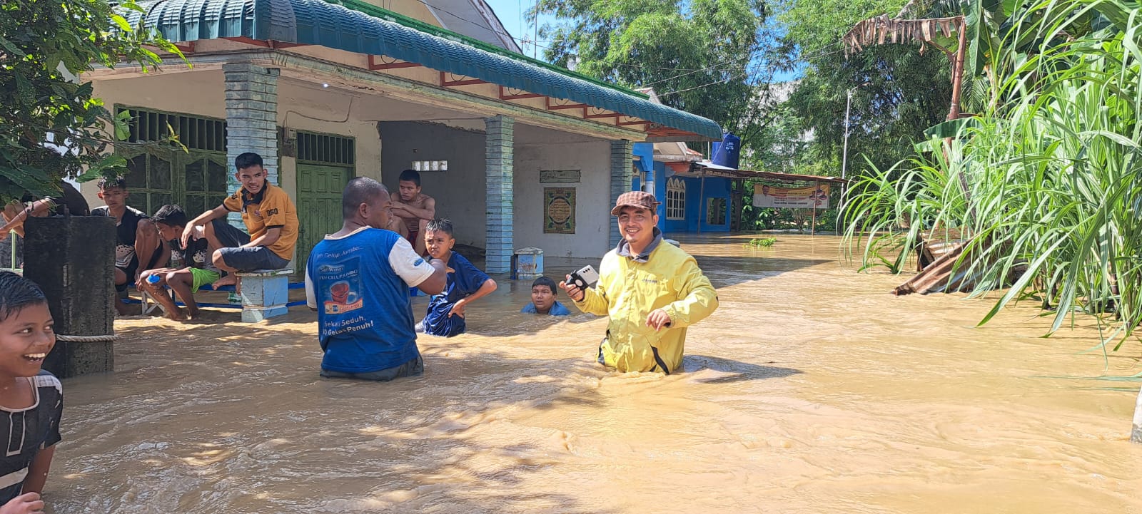 Hujan Semalaman, Sungai Padang Rendam Ribuan Rumah di Tebingtinggi Sumatera Utara