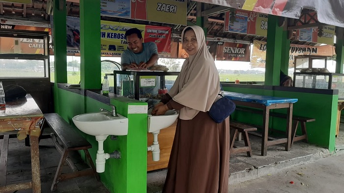 Sentra Kuliner Lontong Tuyuhan Rembang Semakin Higienis