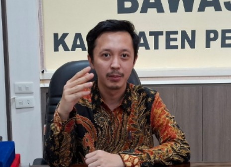 Bawaslu Tunggu Laporan Warga Atas Dugaan Ijazah Palsu Cabup Aries