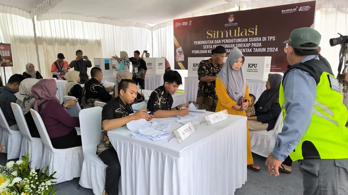 Pilkada Kendal Kian Dekat, Pemilih Pemula Tidak Tahu Siapa Saja Nama Calon Kepala Daerah