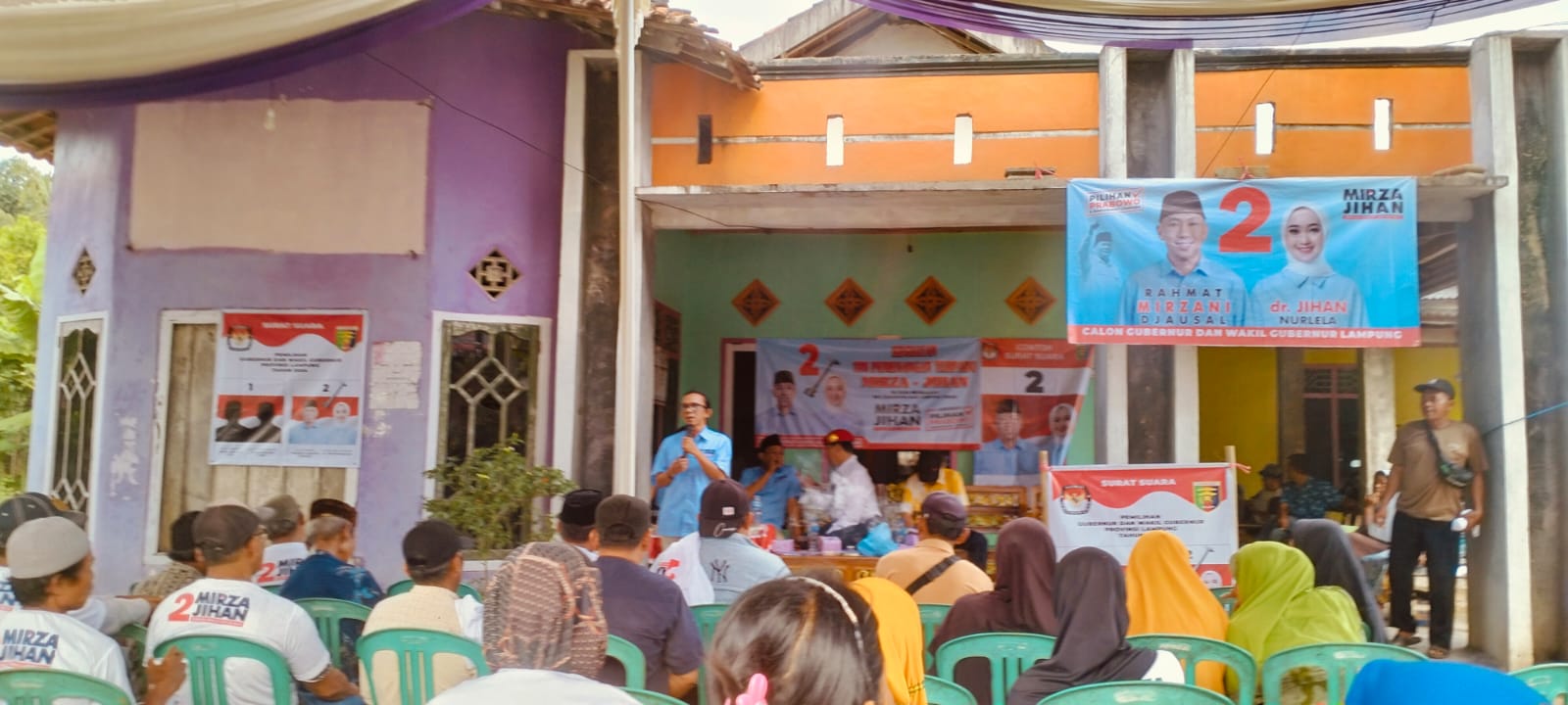 Kampanye di Muara Jaya Sukadana, Emi dan Sujito Titip Ini pada Mirza-Jihan