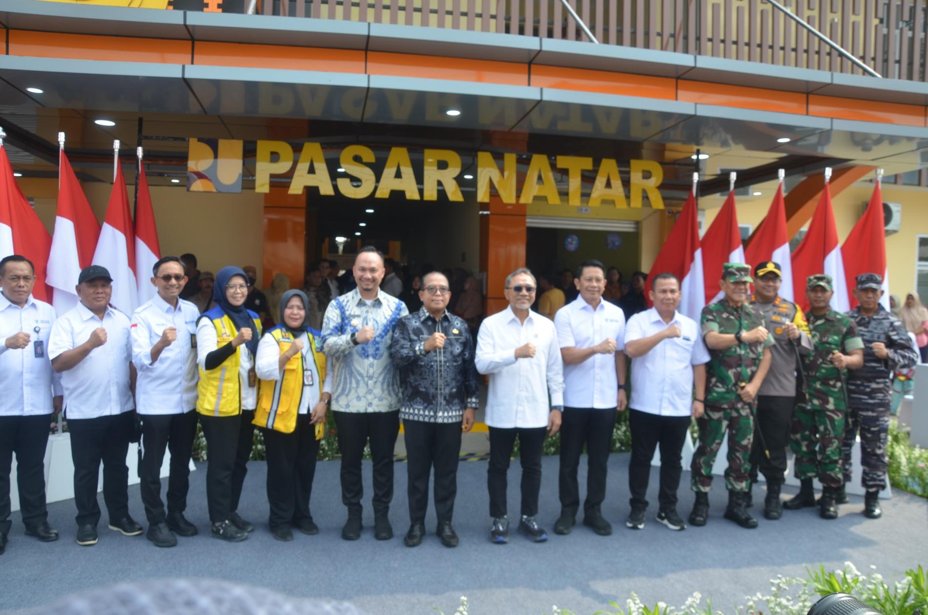Pj. Gubernur Lampung Dampingi Menko Bidang Pangan Resmikan Pasar Natar, Dorong Penguatan Ekonomi Lokal