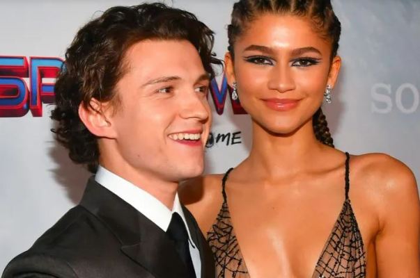 Zendaya: Syuting Bersama Tom Holland Merupakan Pengalaman Aneh Tapi Nyaman