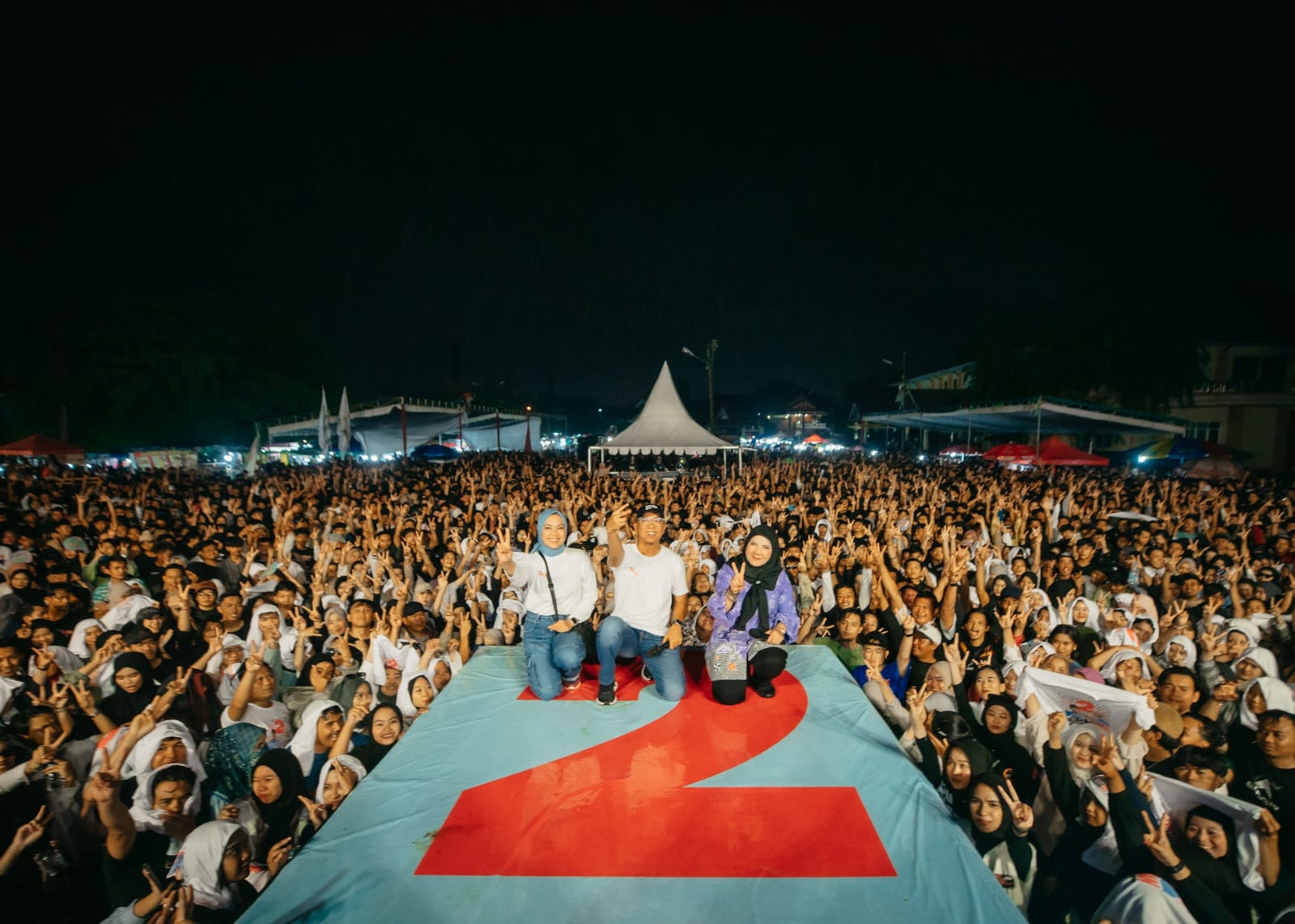 Hujan Deras, Massa Mirza dan Eva Tak Mundur untuk Lampung Maju