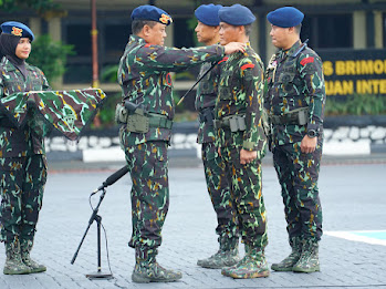 Komjen Pol. Drs. Imam Widodo, M.Han Brimob Harus Kuasai Permasalahan Politik Sosal dan Budaya