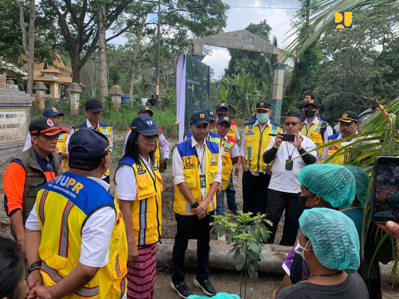 Kementerian PU Siap Dukung Fasos-Fasum Huntap dan Huntara Warga Terdampak Bencana Letusan Gunung Lewotobi Laki - Laki di NTT