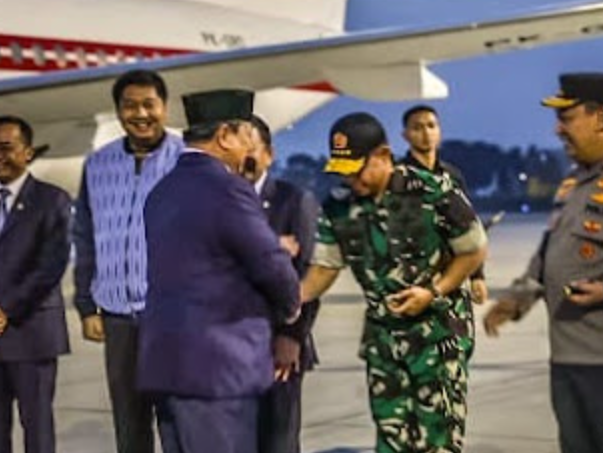 Panglima TNI Sambut Kedatangan Presiden Prabowo di Halim Perdanakusuma