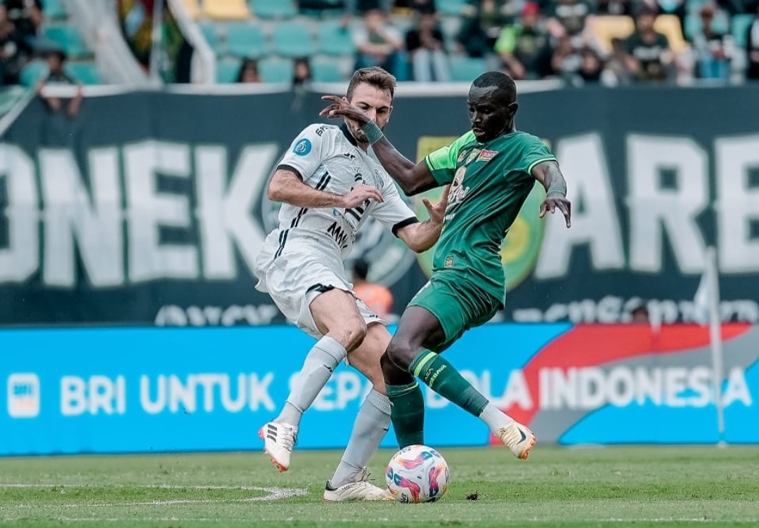 Berikut Update Klasemen BRI Liga 1 2024-2025 Usai Pekan ke 11 : Persib Naik ke Posisi 2 dan Persebaya Naik ke Puncak Klasemen