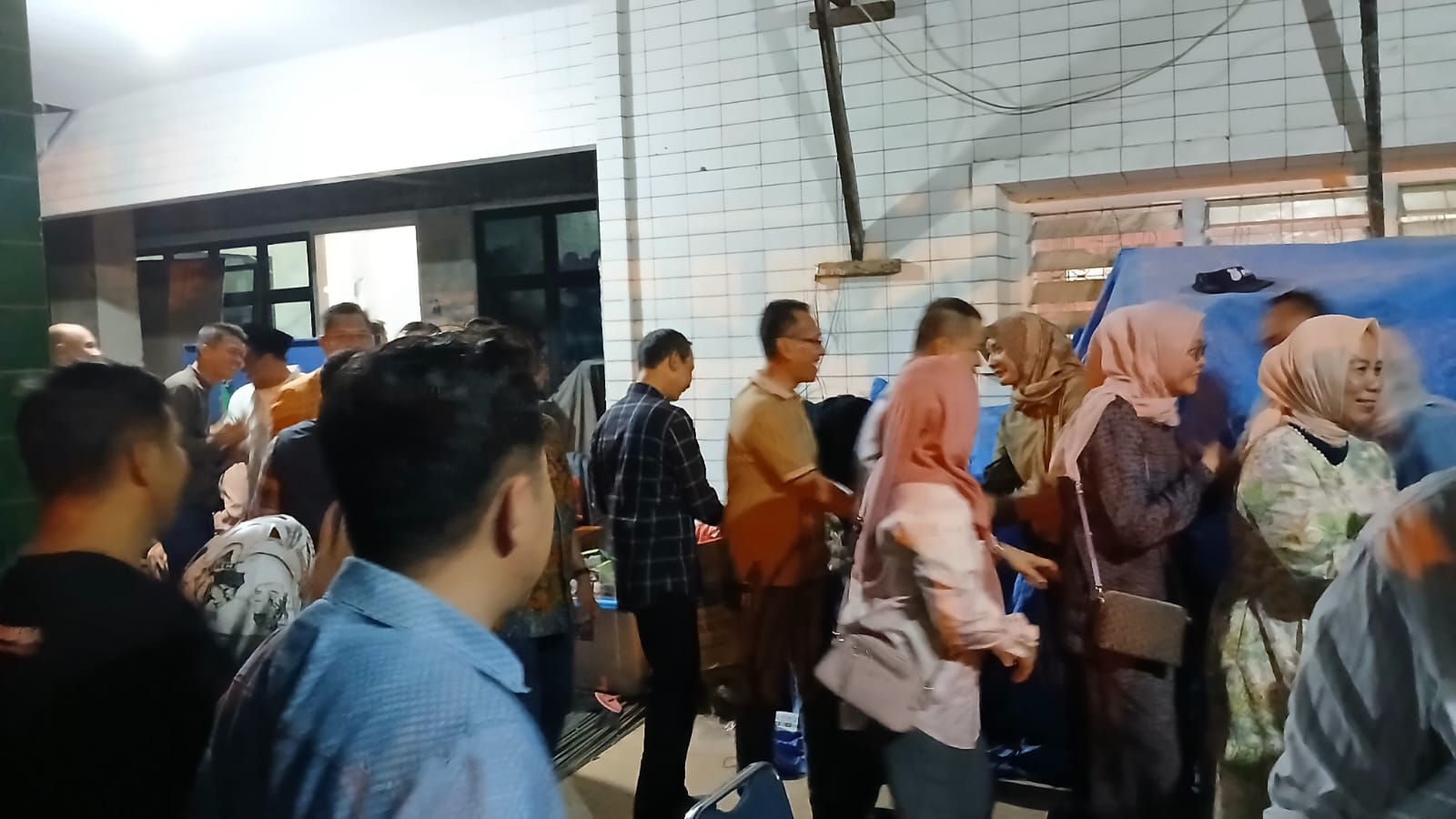 Rumah Eva Dwiana Digeruduk Para Pejabat Pemkot Malam Hari