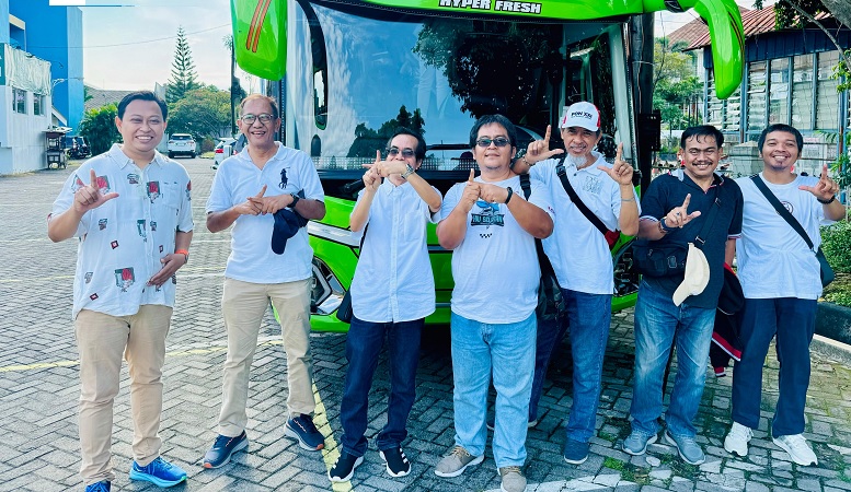 Penuhi Nazar, Manajer Tim Piknikkan Atlet Bridge Siwo PWI Jateng ke Bandung