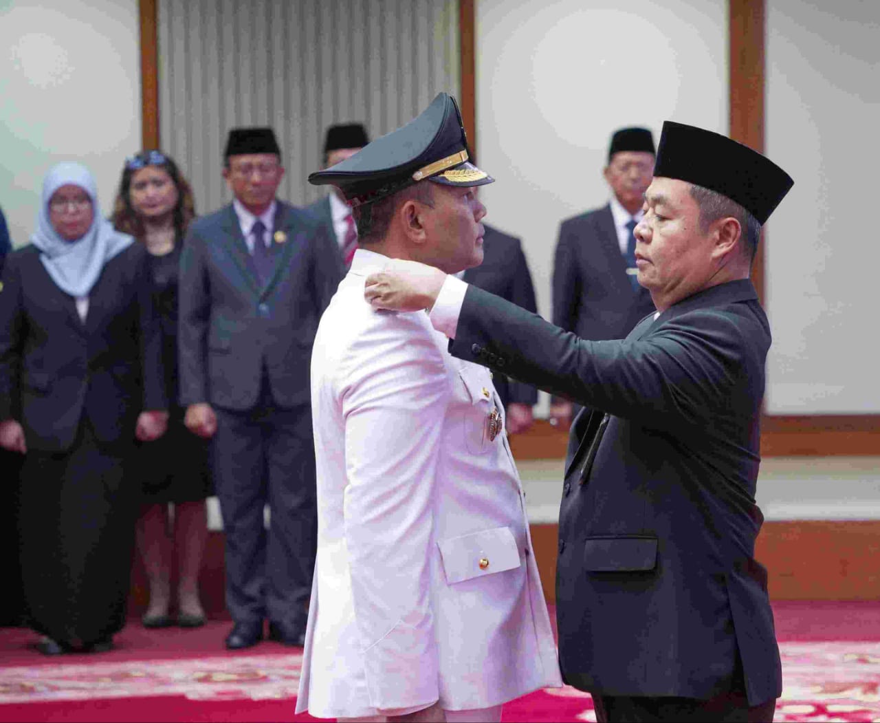 Sehari Usai Nyoblos Pilkada 2024, Pj Gubernur Teguh Ganti Dua Wali Kota