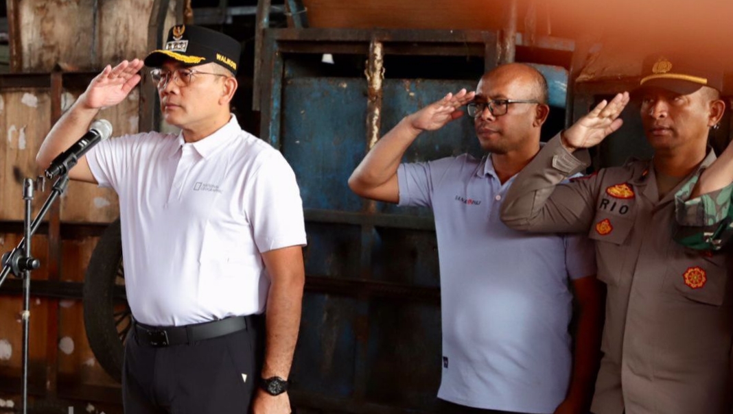 Wow Keren Gerak Cepat, Hari Pertama Kerja Wali Kota Arifin Pimpin Jumsih di Kolong Jembatan Tomang Tanjung Selor