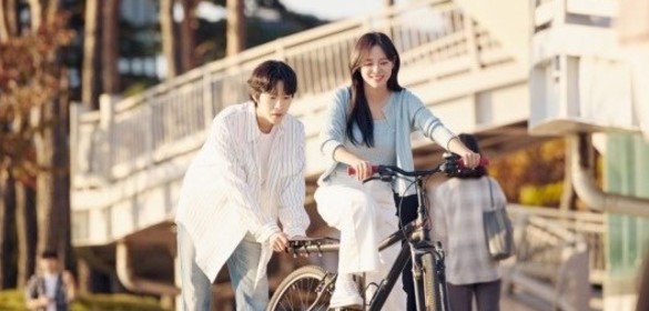 Nonton Drama Korea Brewing Love Episode 9 Sub Indo