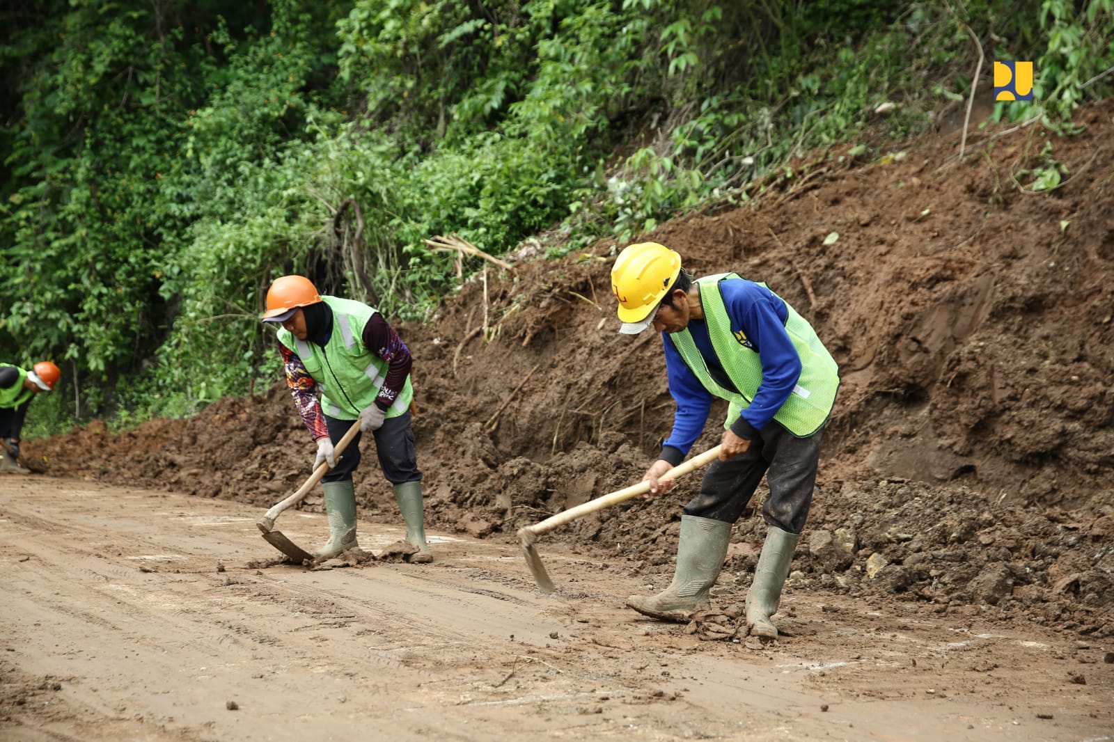Kementerian PU Pastikan Kesiapan Logistik dan Sumber Daya untuk Antisipasi Dampak Cuaca Ekstrem dan Arus Nataru 2024/2025