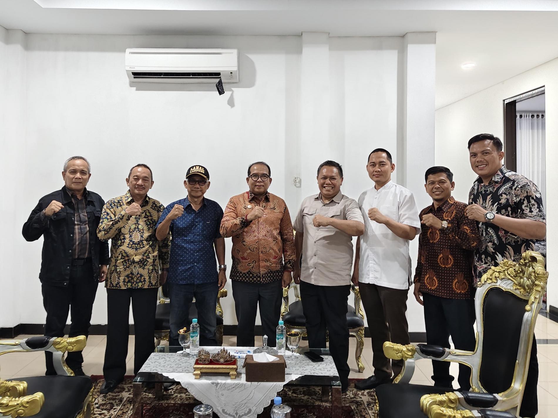 Pj Samsudin Disantroni Tokoh Masyarakat Terkait Jatuhnya Harga Singkong