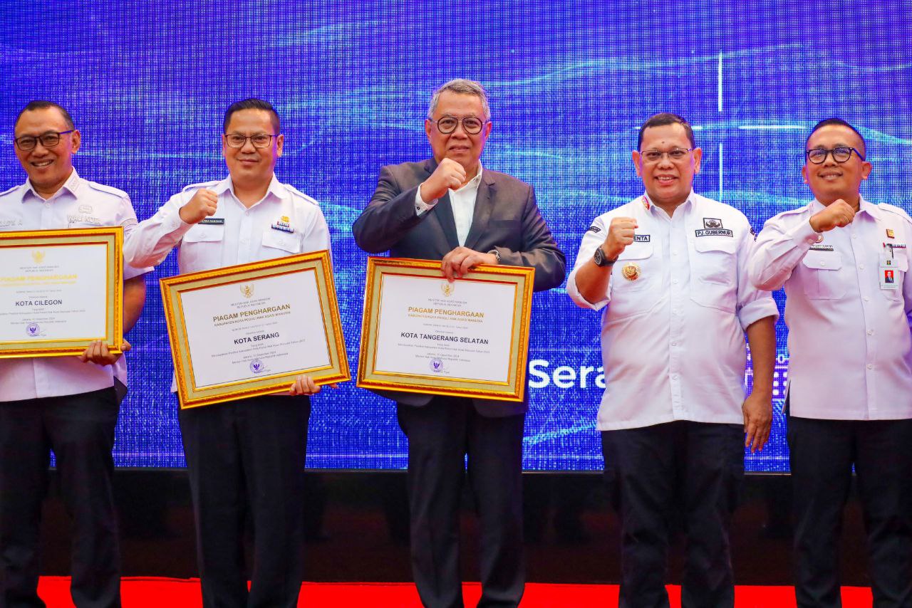 Pemkot Tangsel Raih Penghargaan Kota Peduli HAM, Benyamin: Bukti Nyata Perlindungan Hak Warga