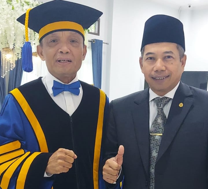 Dewan Penasehat USM Dikukuhkan Jadi Guru Besar, Ini Harapan Rektor Undip
