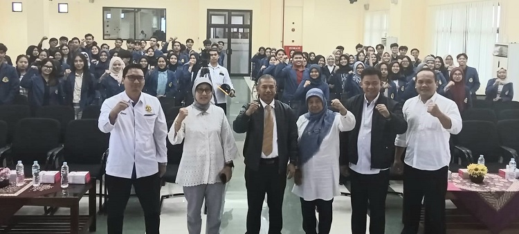 97 Mahasiswa Anggota Orma USM Ikuti LKMM-TM 2025