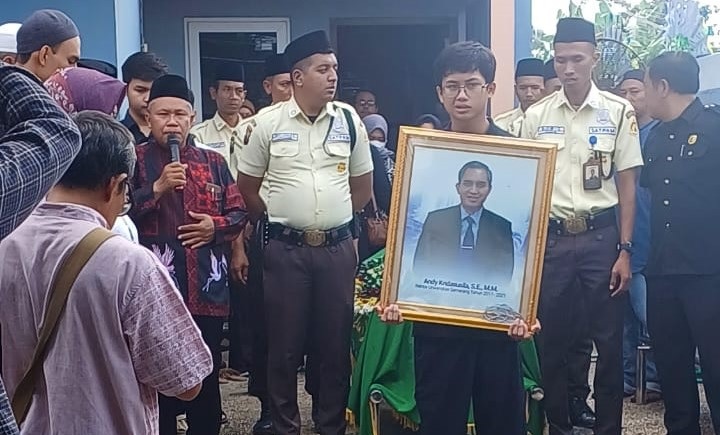 Kesedihan Pelayat Iringi Kepergian Andy Kridasusila, Almarhum Dinilai Ikut Besarkan Nama USM