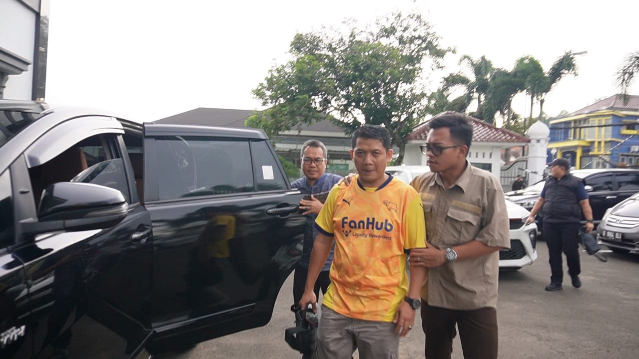 Diduga Terlibat Korupsi Dana Bansos, Arifin Diamankan Tim Tangkap Buron Kejati Banten