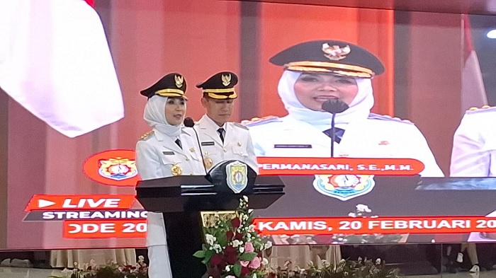 Tika - Benny Fokuskan Penanganan Sampah dan Rehabilitasi Pascabanjir