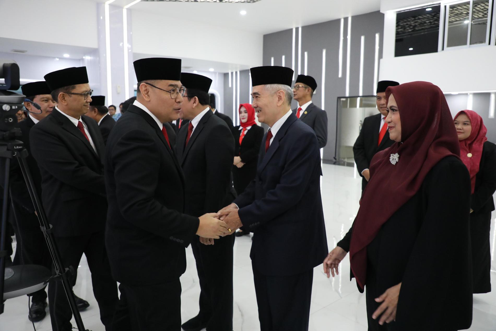 Wamen ATR/Waka BPN Lantik Ketua dan Anggota MPPP serta MPPW untuk Perkuat Pengawasan PPAT