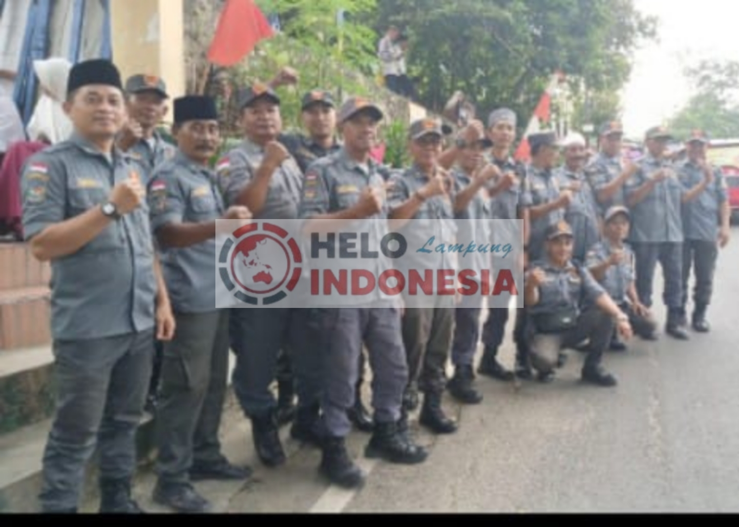 Linmas Tanjungkarang Barat Inisiatif Seragam Baru Sesuai Permendagri